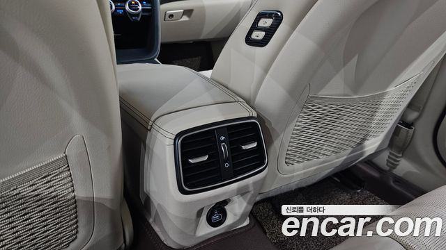 Genesis G70 2018 — photo 34