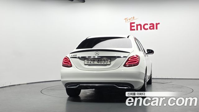Mercedes-Benz C-Class 2017 — photo 4