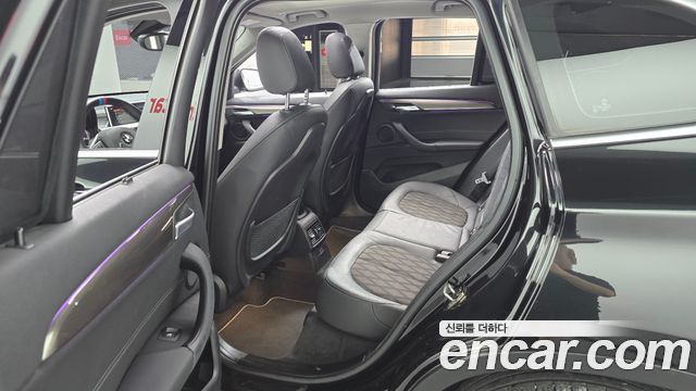 BMW X1 2021 — photo 17