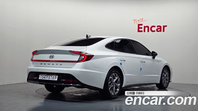Hyundai Sonata 2022 — photo 2