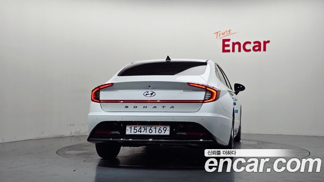 Hyundai Sonata 2022 — photo 4