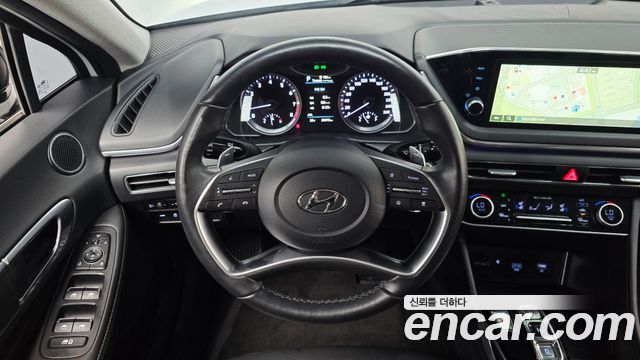 Hyundai Sonata 2022 — photo 20