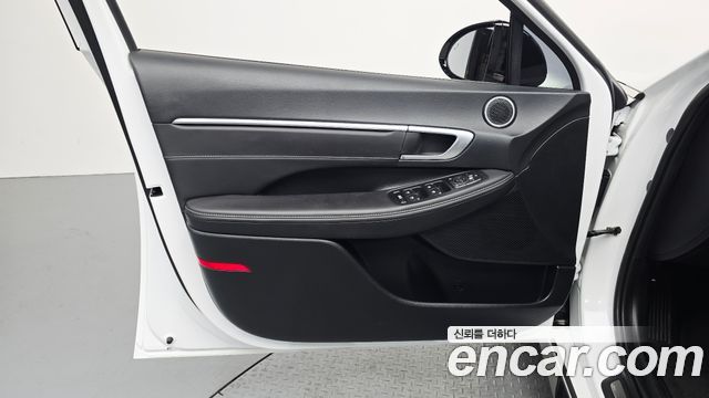 Hyundai Sonata 2022 — photo 14