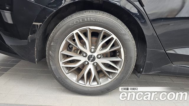 Kia K5 2022 — photo 5