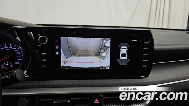 Kia K5 2022 — photo 21