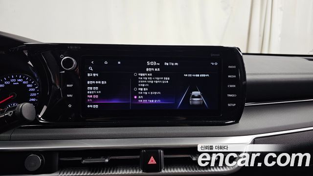 Kia K5 2022 — photo 22