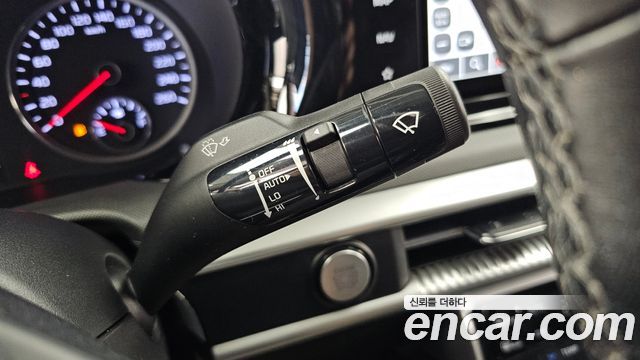 Kia K5 2022 — photo 24