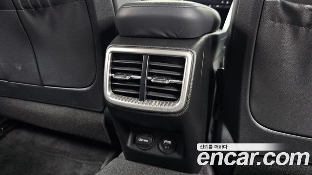 Kia K5 2022 — photo 25