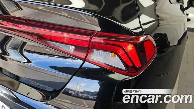 Kia K5 2022 — photo 9