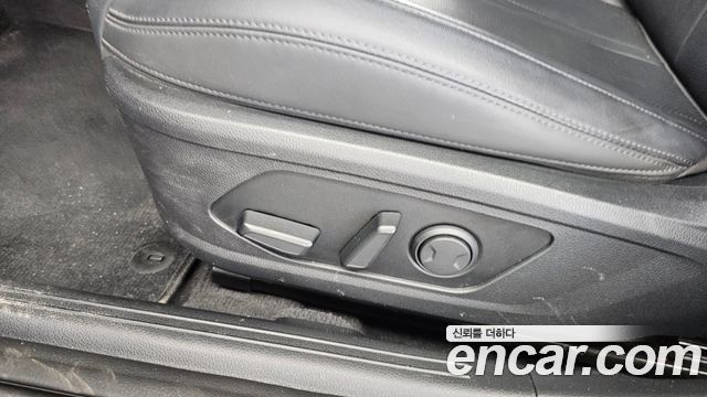 Kia K5 2022 — photo 32