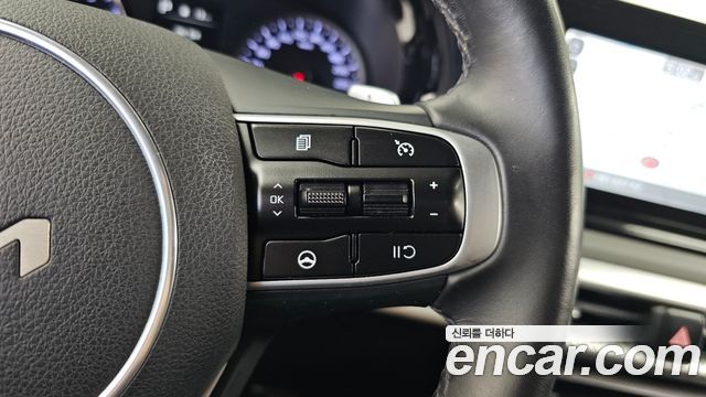 Kia K5 2022 — photo 33