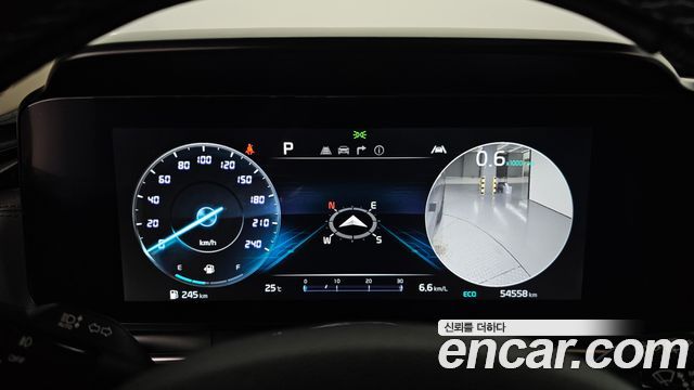 Kia Canival 2023 — photo 11