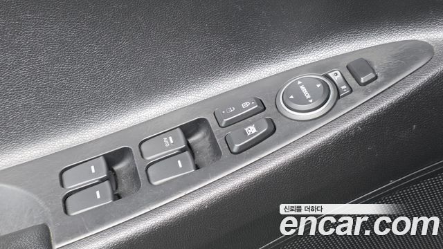 Hyundai Sonata 2012 — photo 17