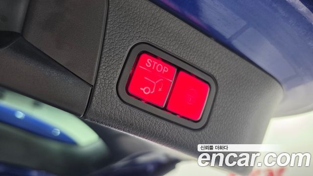 Mercedes-Benz GLB-Class 2021 — photo 23