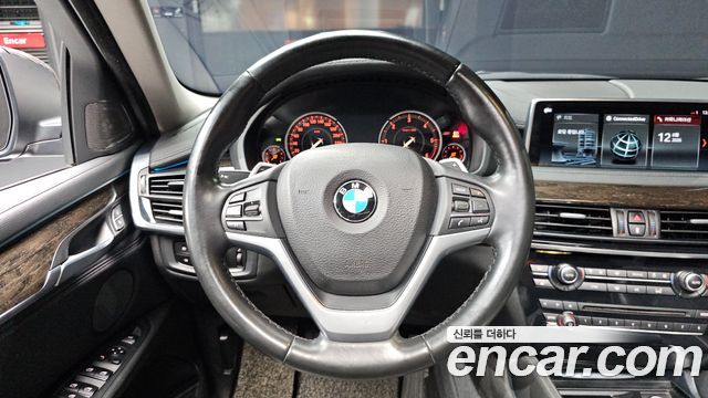 BMW X6 2017 — photo 19