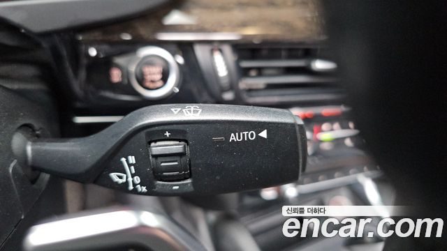 BMW X6 2017 — photo 28