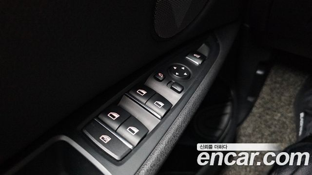 BMW X6 2017 — photo 31