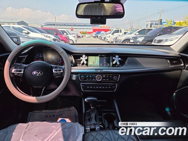 Kia K7 2019 — photo 9