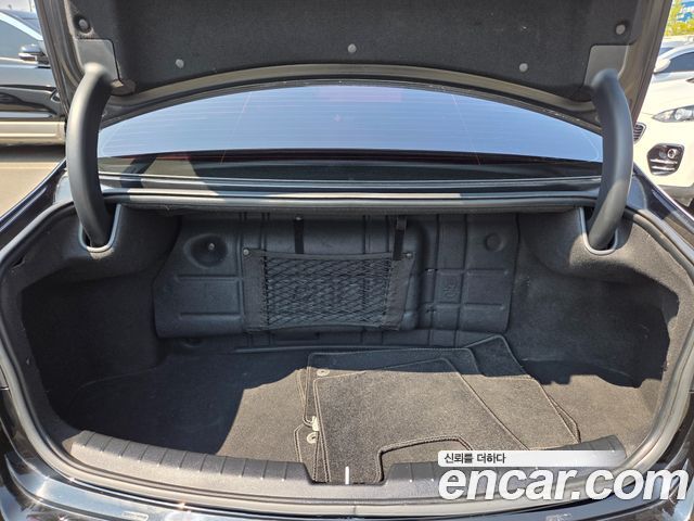 Kia K7 2019 — photo 17
