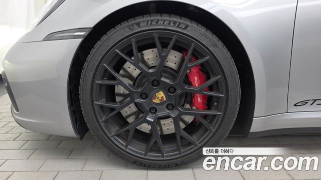 Porsche 911 2024 — photo 5