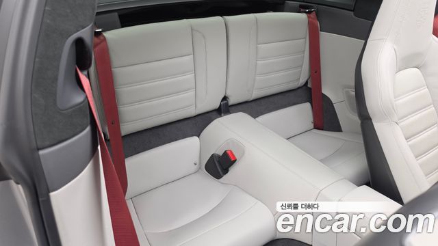 Porsche 911 2024 — photo 18