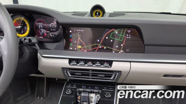Porsche 911 2024 — photo 20
