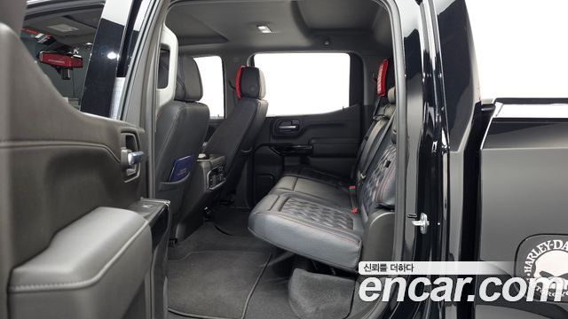 GMC Sierra 2021 — photo 11