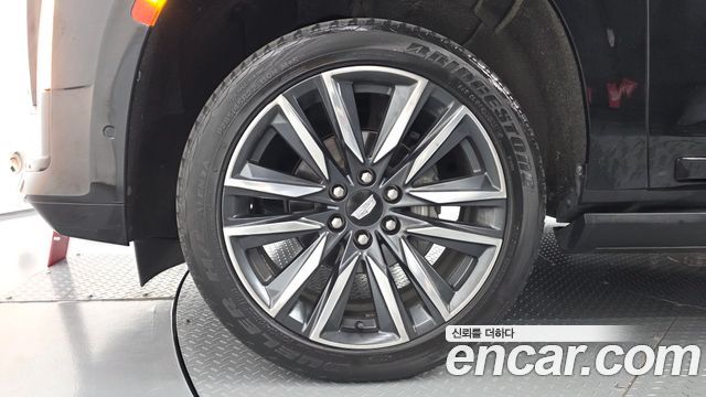 Cadillac Escalade 2022 — photo 5
