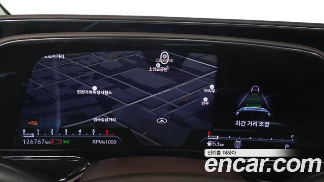 Cadillac Escalade 2022 — photo 11