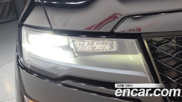 Cadillac Escalade 2022 — photo 8