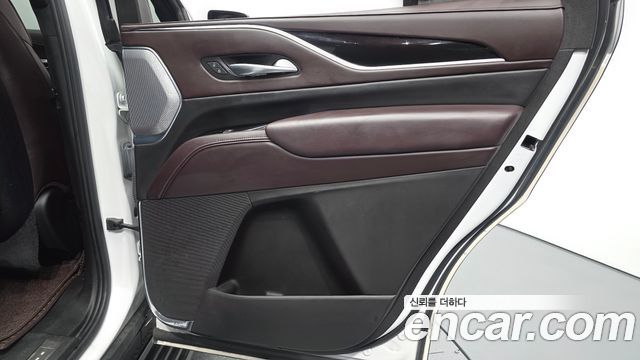 Cadillac Escalade 2022 — photo 15
