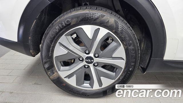Kia Niro 2023 — photo 5