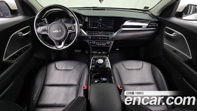 Kia Niro 2023 — photo 10