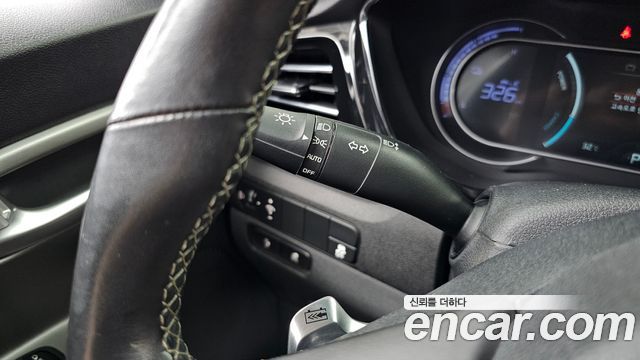 Kia Niro 2023 — photo 20