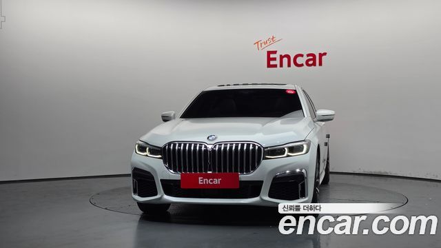 BMW 7-Series 2021 — photo 3