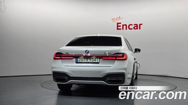 BMW 7-Series 2021 — photo 4
