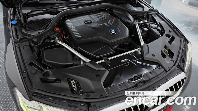 BMW 5-Series 2023 — photo 6