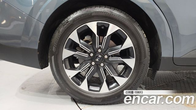Kia Canival 2021 — photo 5