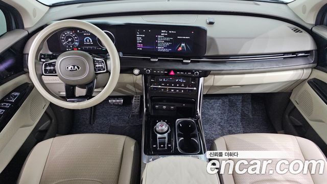 Kia Canival 2021 — photo 10