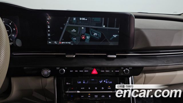 Kia Canival 2021 — photo 20