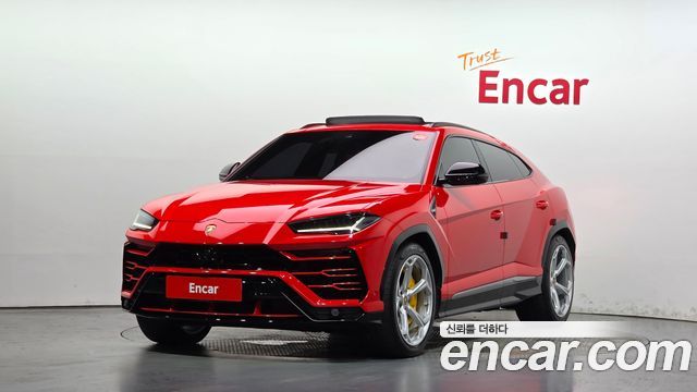 Lamborghini Urus 2020 — photo 1