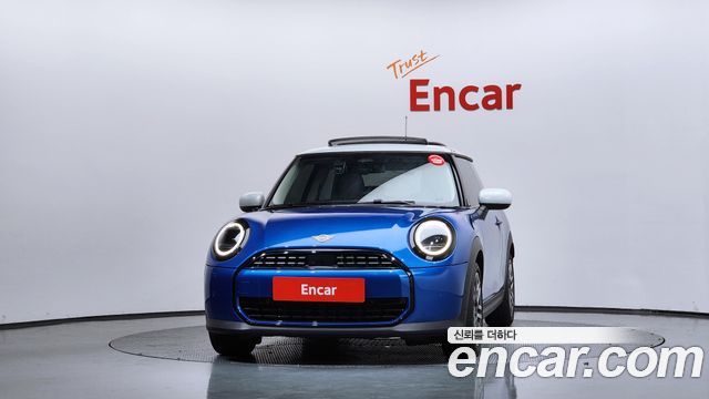 Mini Cooper 2025 — photo 3