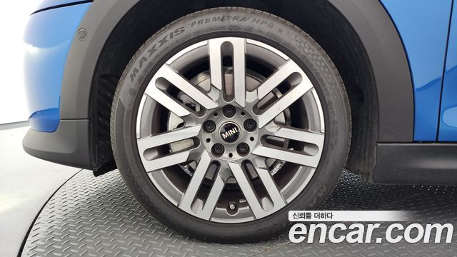 Mini Cooper 2025 — photo 5