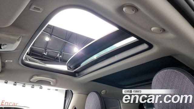 Mini Cooper 2025 — photo 19