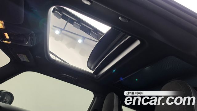 Mini Cooper 2023 — photo 18