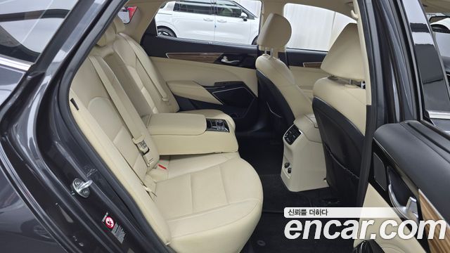 Kia K7 2017 — photo 17