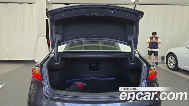 Kia K7 2017 — photo 26