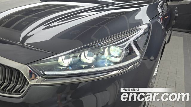 Kia K7 2017 — photo 8