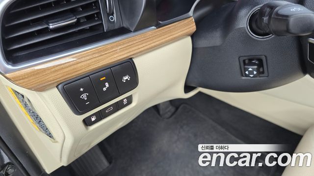 Kia K7 2017 — photo 28