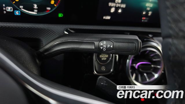 Mercedes-Benz A-Class 2022 — photo 23